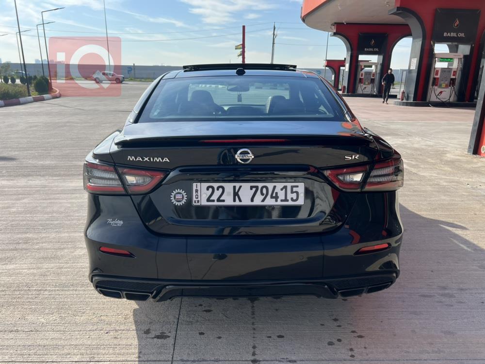 Nissan Maxima